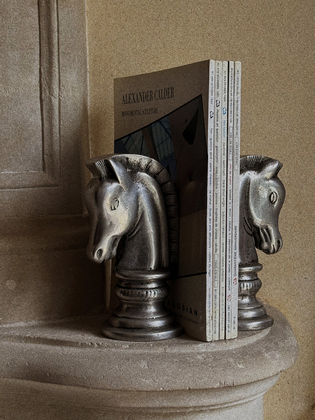 Paire de Serre Livre Cavalier