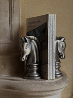 Paire de Serre Livre Cavalier