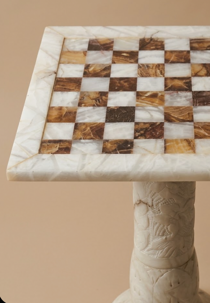 Table d'appoint en albâtre