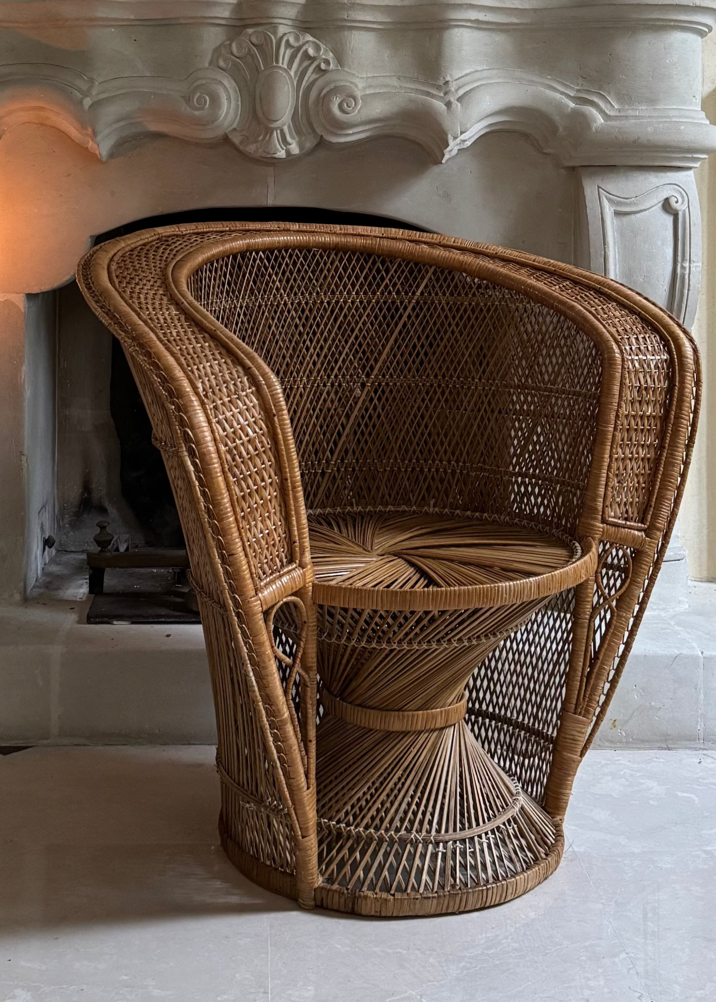 Chaise Paon Osier tressé